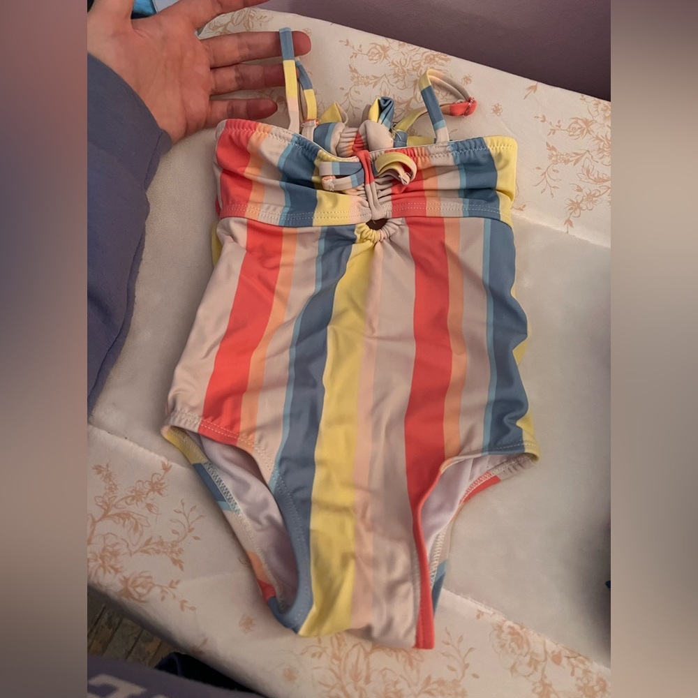 Bathing suit